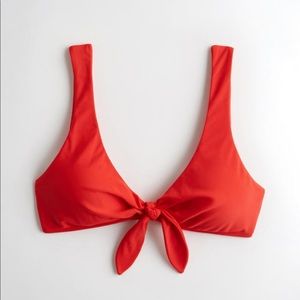 NWT Hollister tie front bikini top